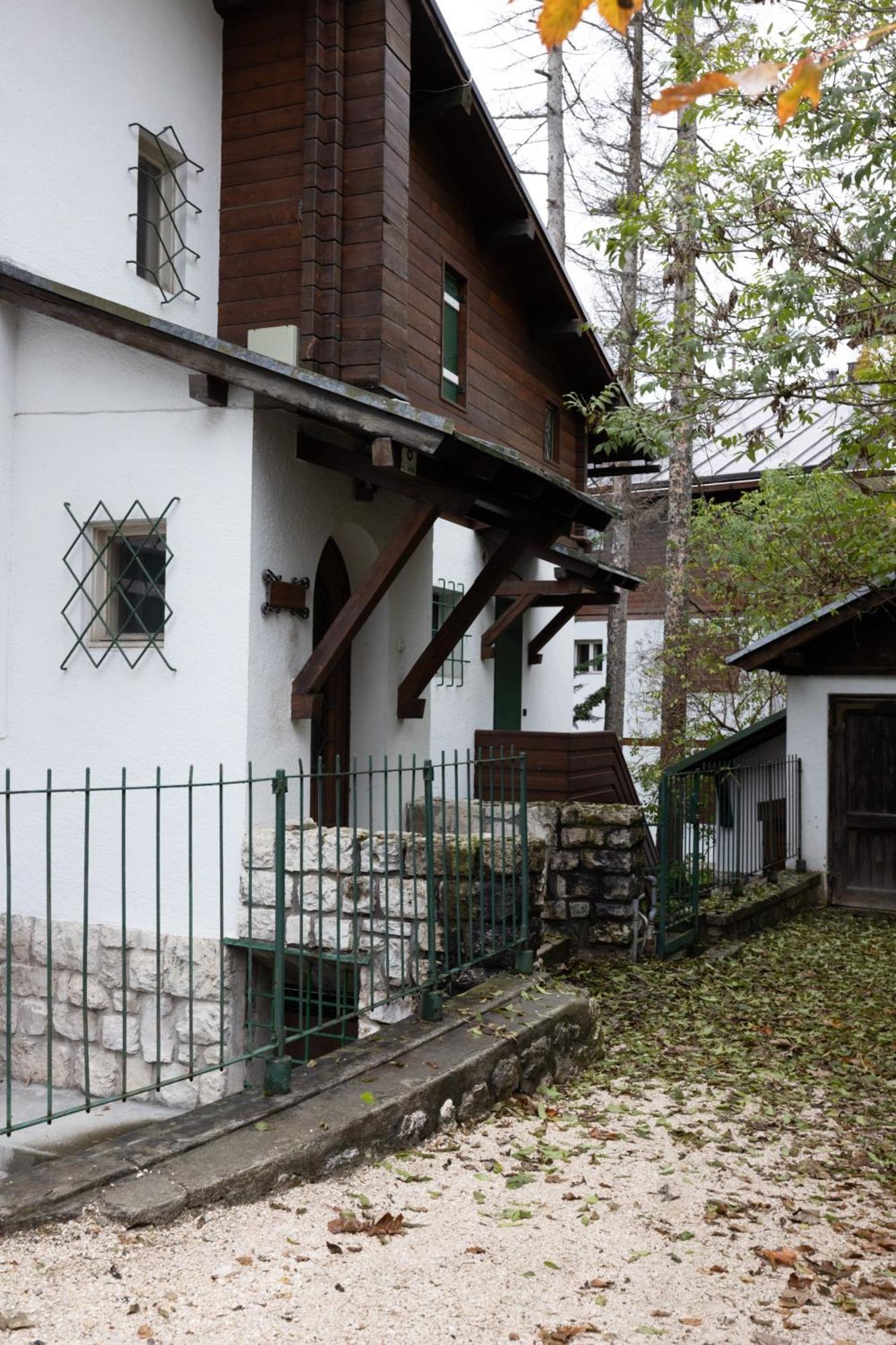 Casa Ca Dei Fiori A Due Passi Dal Centro Di Cortina Lägenhet Cortina dʼAmpezzo Exteriör bild
